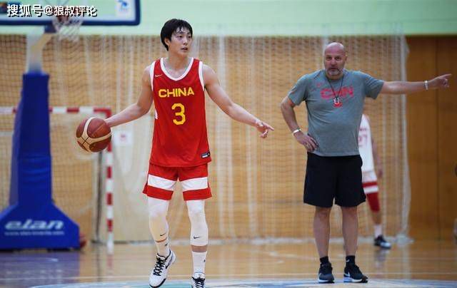租借合同中有1100万欧元加额外费用的买断条款。